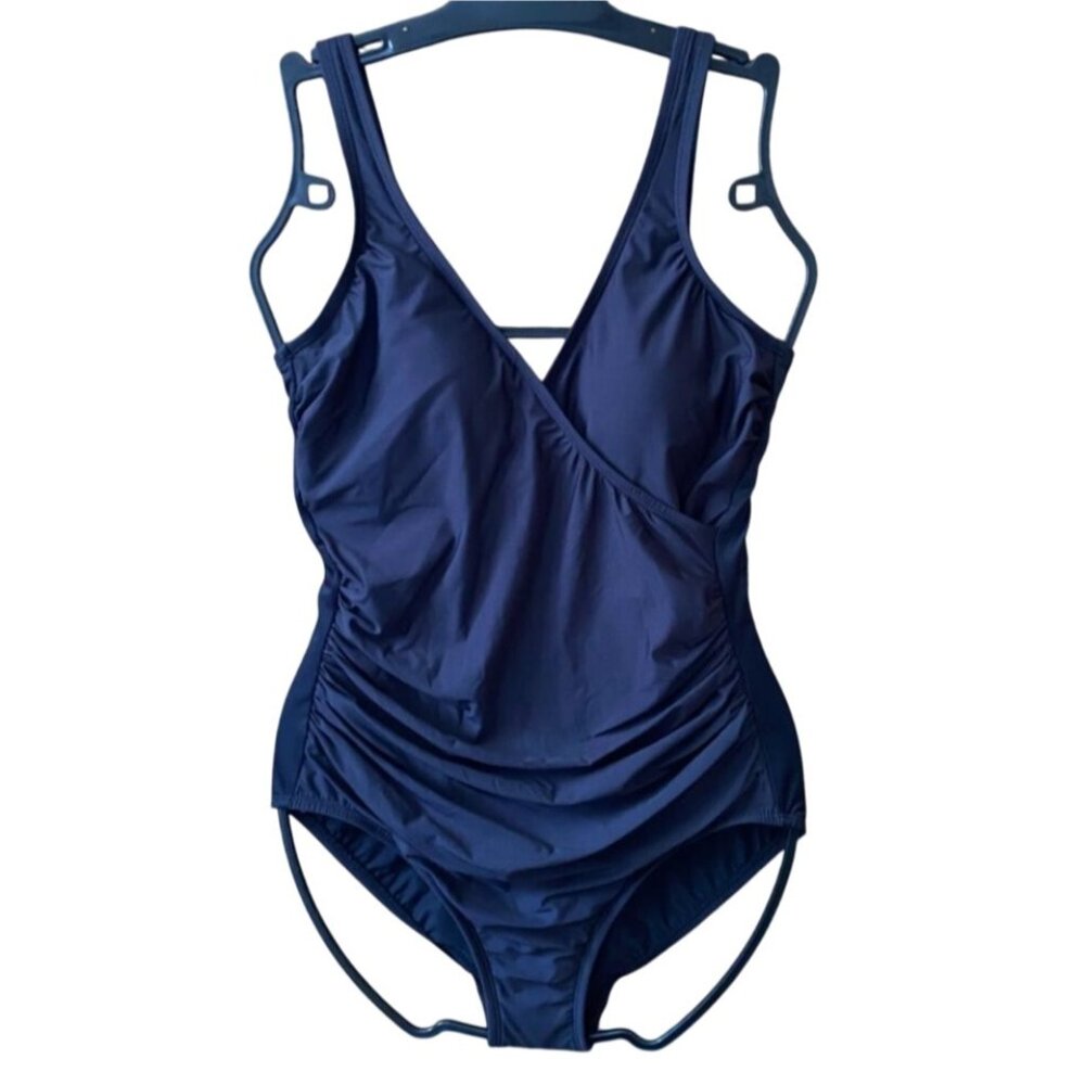 Miradonna by Miraclesuit Womens One Piece Swimsuit Solid Black Size 16